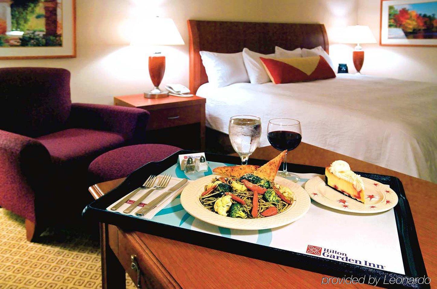 Hilton Garden Inn Colorado Springs Zimmer foto